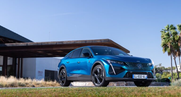 El Peugeot 408 redefine el lujo y la sostenibilidad