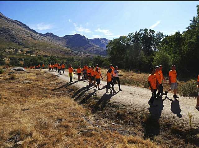 La Marcha Solidaria en Villarejo recauda 5.800 euros para TDAH Avila-ABUPHI