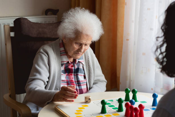 Afávila lanza campaña de sensibilización sobre el Alzheimer con el lema’ Lo que olvido no borra lo que soy’