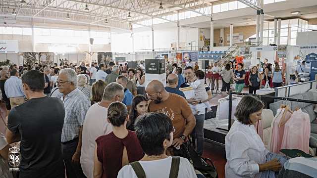 Más de 20 comecios participaron en la I Feria Intersectorial de Los Yébenes