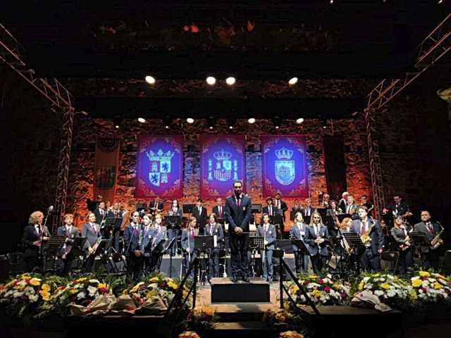 El IV Encuentro de Bandas se celebra en el Día de la Hispanidad en Boadilla del Monte