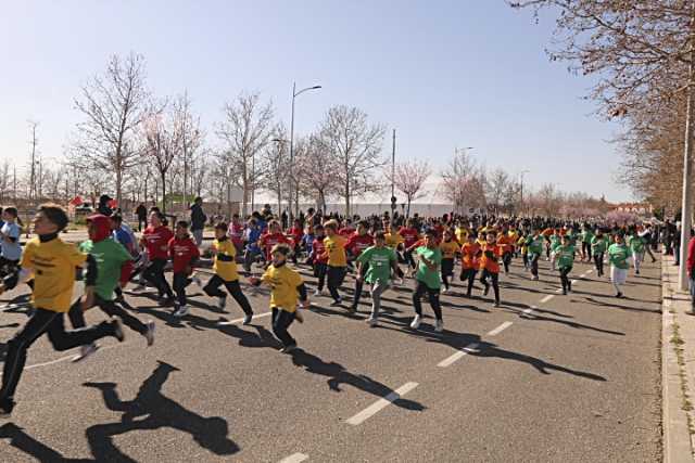 Más de 3.500 alumnos participarán en la XVII edición del Cross Escolar de Illescas