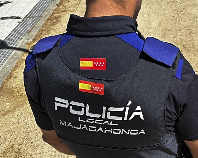 La Policía Local de Majadahonda inicia campaña contra distracciones al volante