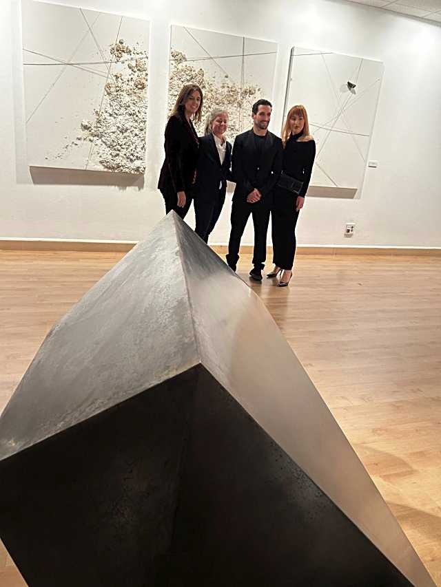 La exhibición ‘Lo lleno es el vacío’ de Carlos García se puede visitar en el Centro Cultural MIRA