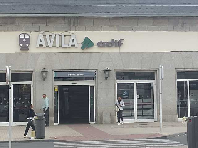 Iniciativa popular para que la estación de trenes de la ciudad se llame Teresa de Ávila