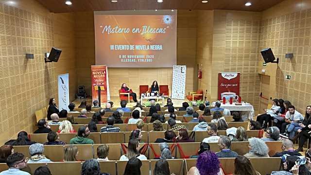 La Biblioteca Central acogió la celebración del III Encuentro de Novela Negra ‘Misterio en Illescas 2025’