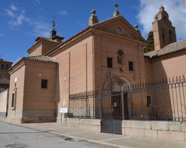 Se celebra la festividad de San Juan de la Cruz en Ávila