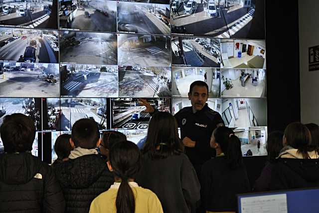 Las Rozas organiza el campus ‘Conoce a tu Policía’ para niños y adolescentes