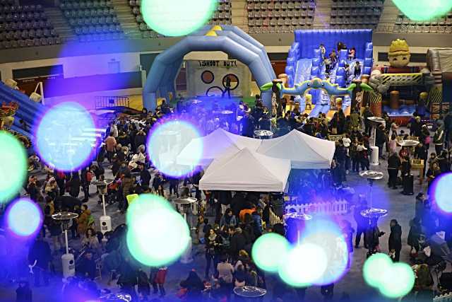 Las Rozas celebra la Navidad con actividades familiares y festivales en Navilandia