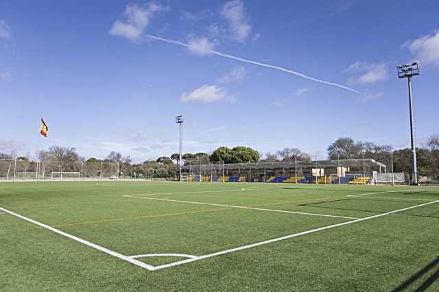 Boadilla del Monte licita el suministro de césped sintético para campos de fútbol