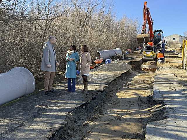 Olías del Rey continúa renovando los colectores del municipio