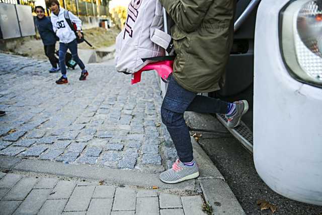 La Policía Local de Las Rozas implementa campaña de control del transporte escolar