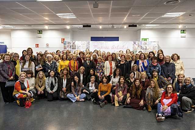 El Centro Cultural MIRA exhibe obras de 91 artistas de Pozuelo en honor al Día Internacional de la Mujer