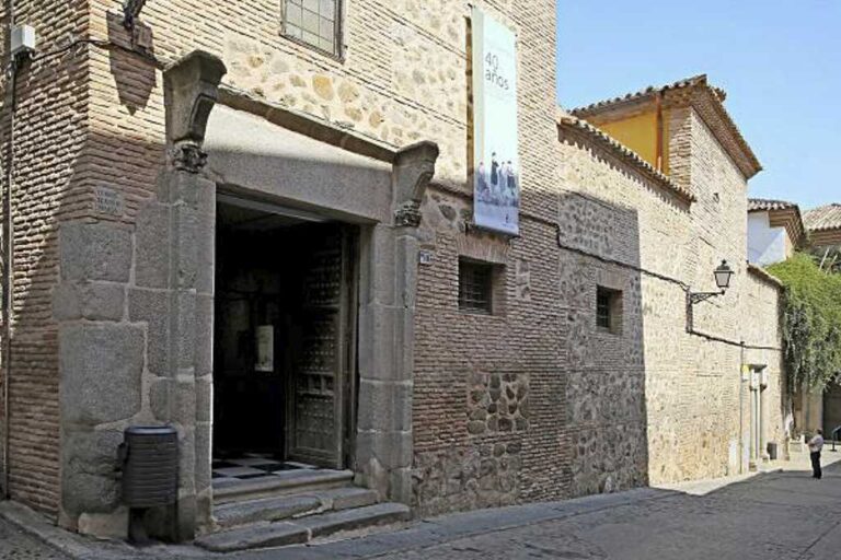 Consuegra invita a sus vecinos a conocer el Archivo Histórico Provincial y otros lugares de Toledo