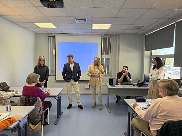 El programa Aula UAM+50 avanza en la educación para mayores de 50 años en Tres Cantos