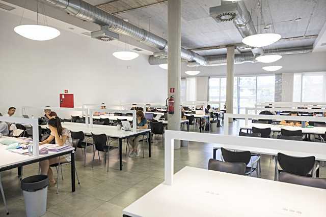 La Biblioteca Municipal Lope de Vega amplía su horario durante el periodo de exámenes