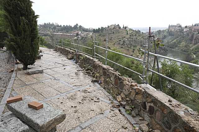 El Ayuntamiento de Toledo inicia los trabajos para reparar los muros del Valle