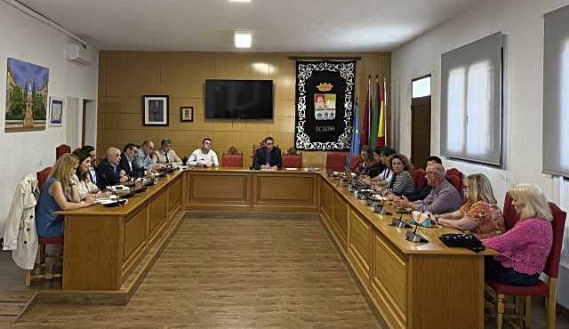 Seseña acogió una reunión con todas las administraciones para tratar la conexión de El Quiñón con la A-4