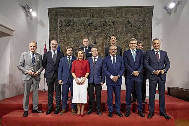Eurocaja Rural firma con el Gobierno regional un acuerdo para facilitar el acceso a la vivienda de los jóvenes