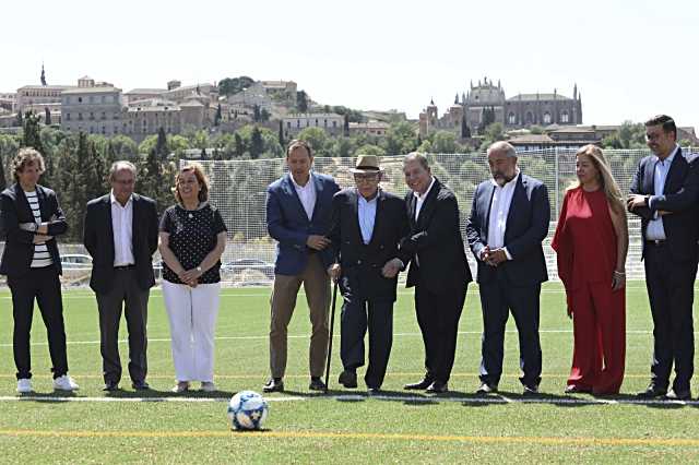 El Campo de Futbol Carlos III ha sido inaugurado tras 20 años de parón