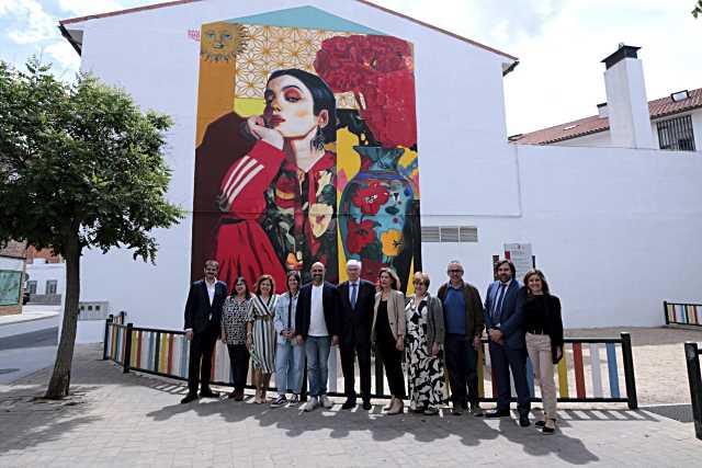 El arte urbano luce en Illescas con el mural ‘La niña de fuego’ de Dan Ferrer