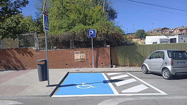 Las Rozas implementará una campaña de control de plazas de aparcamiento para personas con movilidad reducida