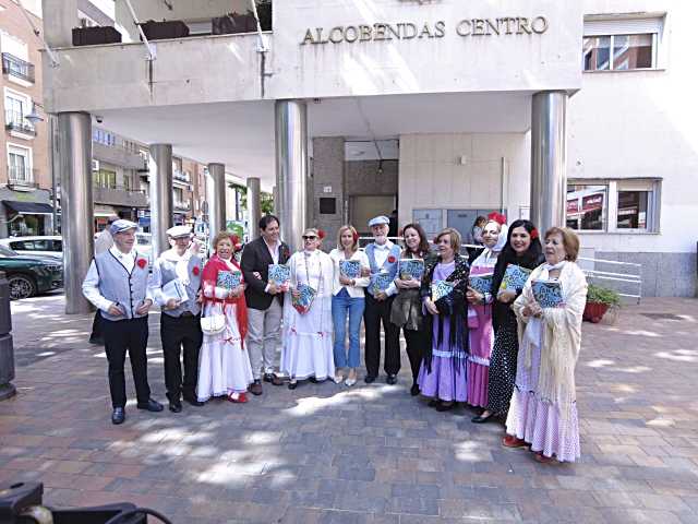 La alcaldesa invita a los ciudadanos a participar y compartir en las fiestas de San Isidro