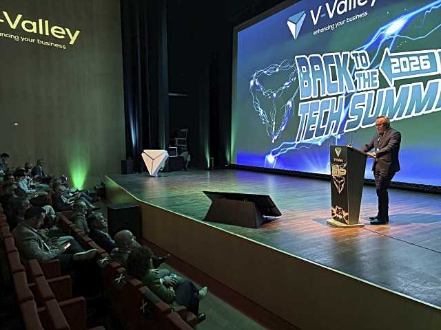 Inauguración del V-Valley Tech Summit en Ávila con la presencia de Luis Enrique Ortega