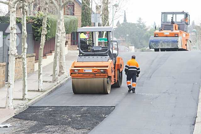 La Junta de Gobierno Local aprueba la renovación de las piscinas del polideportivo municipal Carlos Ruiz