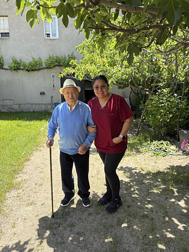 El programa ‘En casa contigo’ mejora la calidad de vida de los mayores en Burgohondo