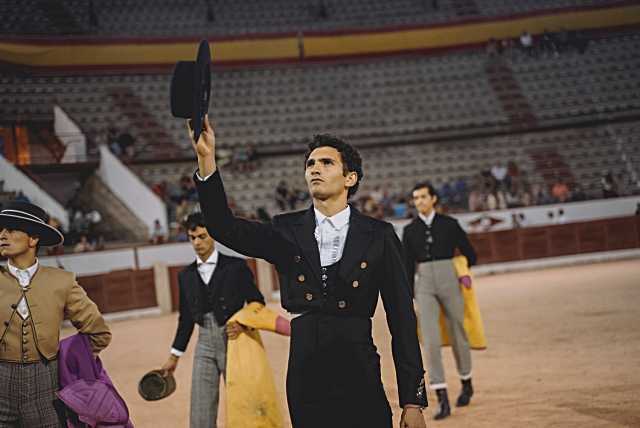 La Plaza de Toros de La Corredera se ilumina para ‘Los viernes… Las Nocturnas de Colmenar Viejo’