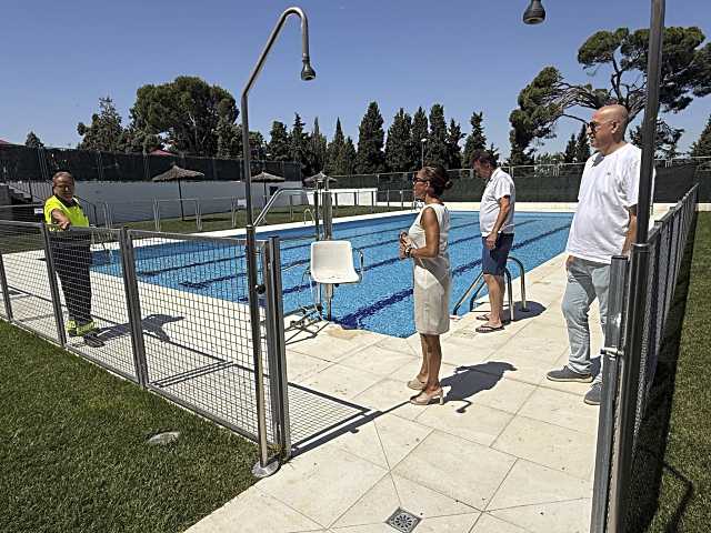 Olías del Rey abre la piscina municipal tras su reforma