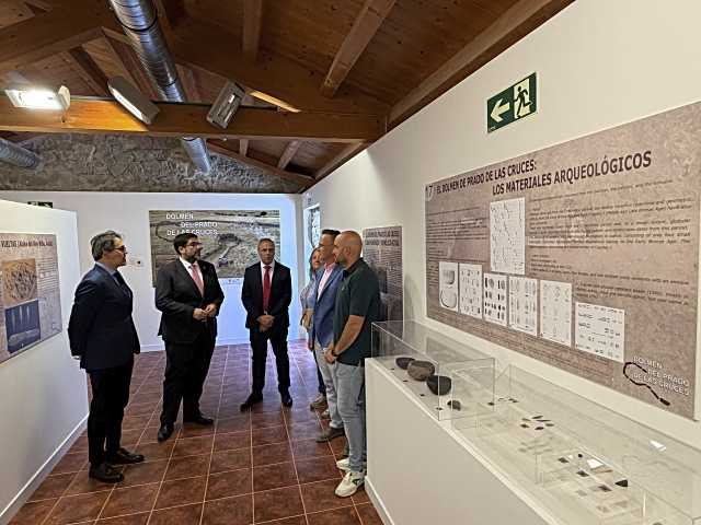 Inauguración del Aula Arqueológica en el Dolmen de Bernuy Salinero