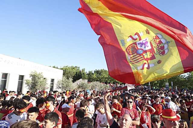 Miles de vecinos celebraron la final del Mundial en la Ciudad Deportiva Valdelasfuentes