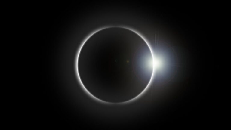 Majadahonda organiza actividad informativa por el eclipse solar total del 12 de agosto