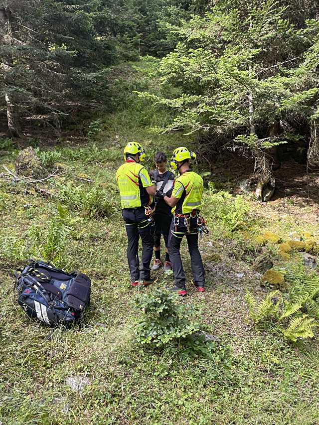 Formación del equipo de Aire Libre de Las Rozas con los principales servicios de rescate y emergencias de la CAM