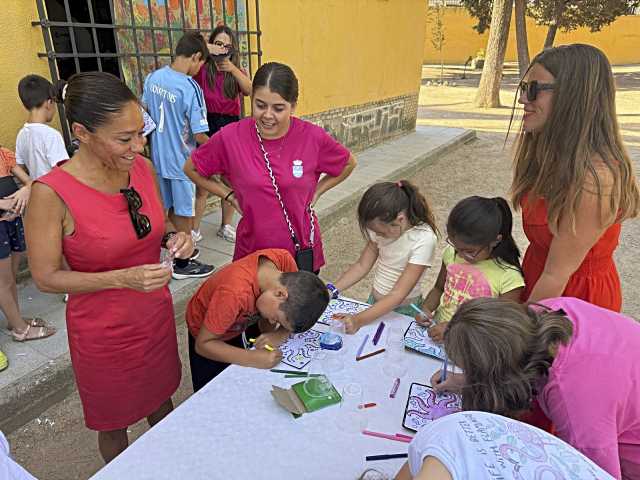 Más de 330 niños disfrutan de los campamentos de verano en Olías del Rey