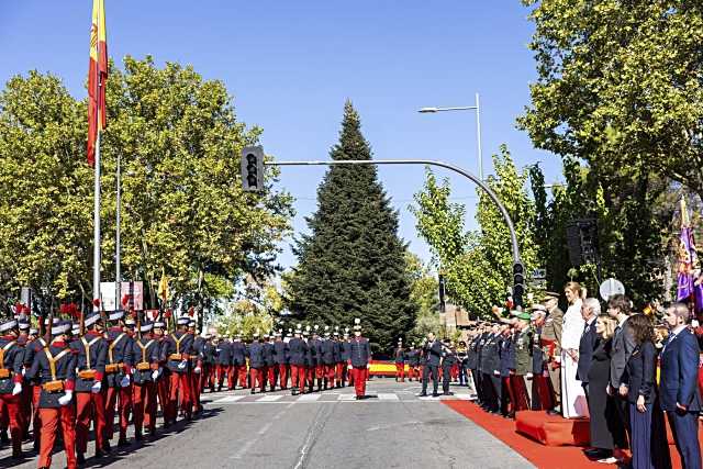 Pozuelo de Alarcón celebra el Homenaje a la Bandera el 4 de octubre