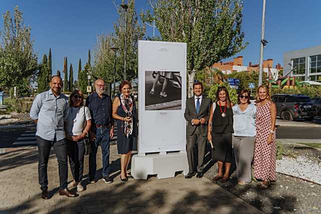 Inaugurada a exposición de fotografía que invita a descubrir la belleza en lo cotidiano