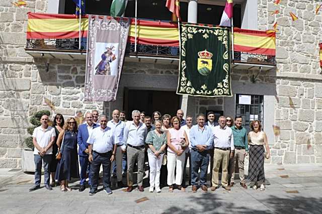 Eurocaja Rural apoya al sector ganadero acudiendo a la XXIV edición de la Fiesta de la Ternera de Menasalbas