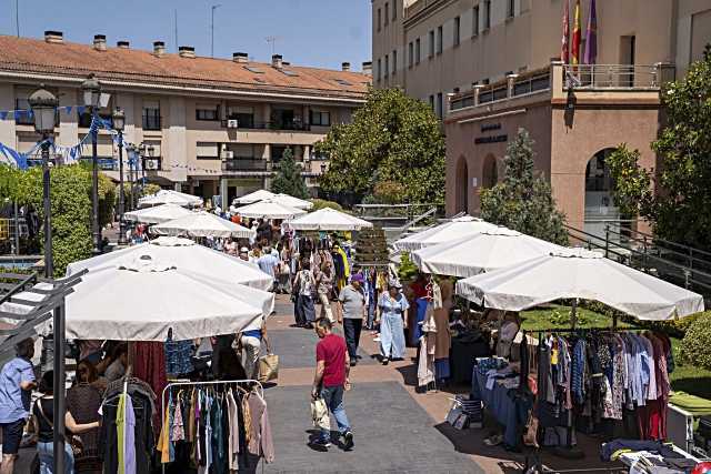 El Mercado de Segunda Vida volverá este domingo al centro de Pozuelo con más de 150 puestos