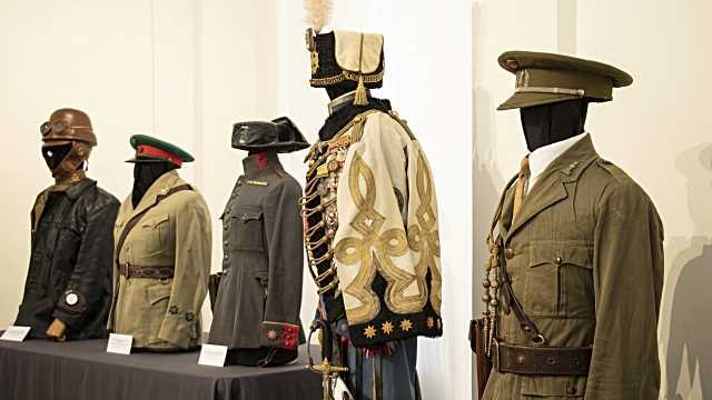 Exposición de Uniformes Militares Españoles en el Palacio del Infante D. Luis