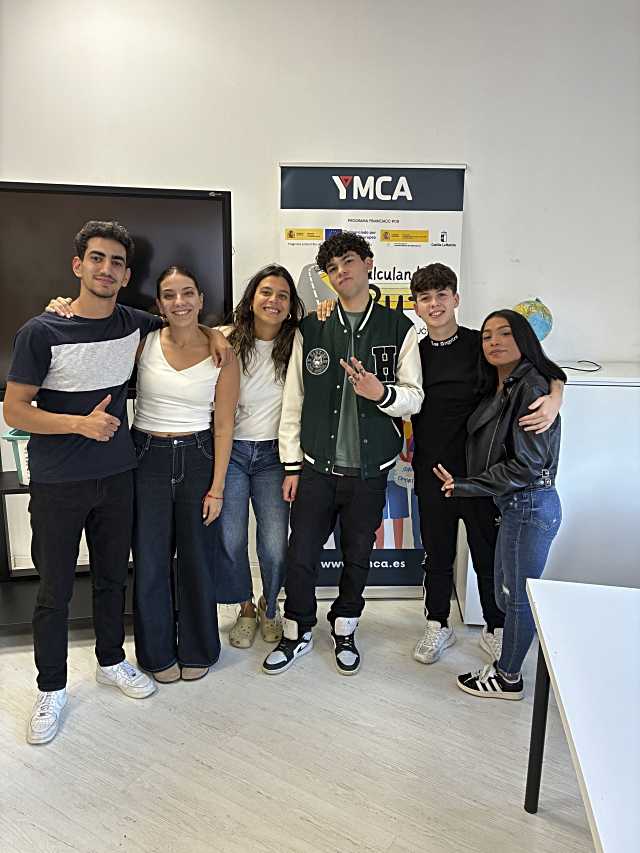 Orientación y apoyo para jóvenes que dejaron los estudios
