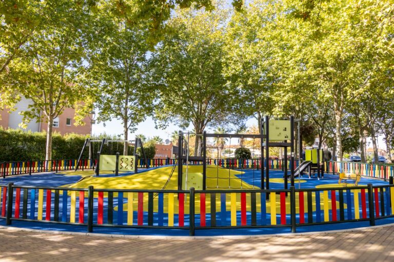Reabre al público la zona infantil del parque Víctimas del Terrorismo tras su renovación